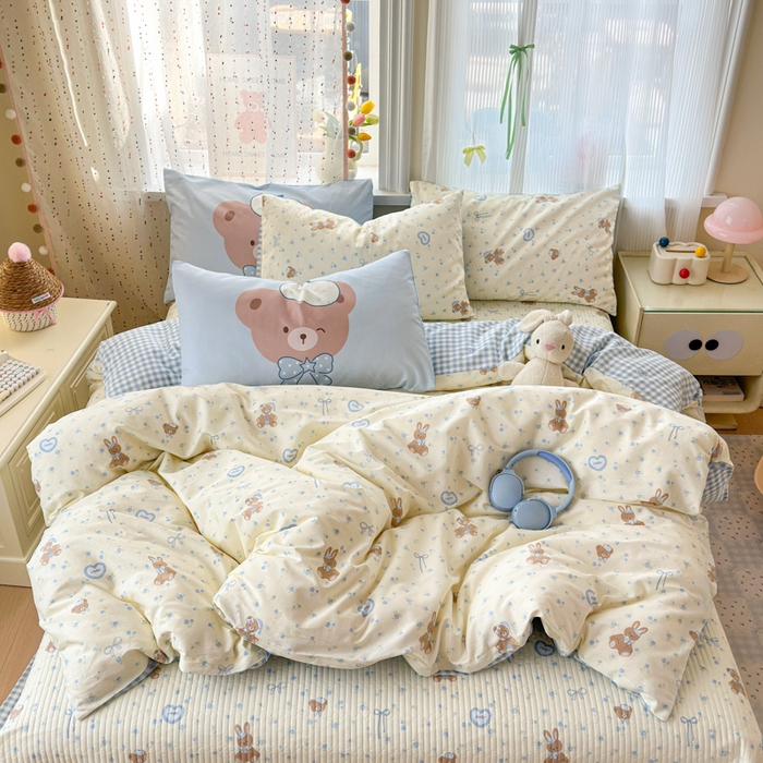 91家纺网 家纺一手货源 找家纺 Sweet dreams甜梦 2026新款小清新卡通全棉纯棉印花床盖四件套 蝴蝶结兔兔