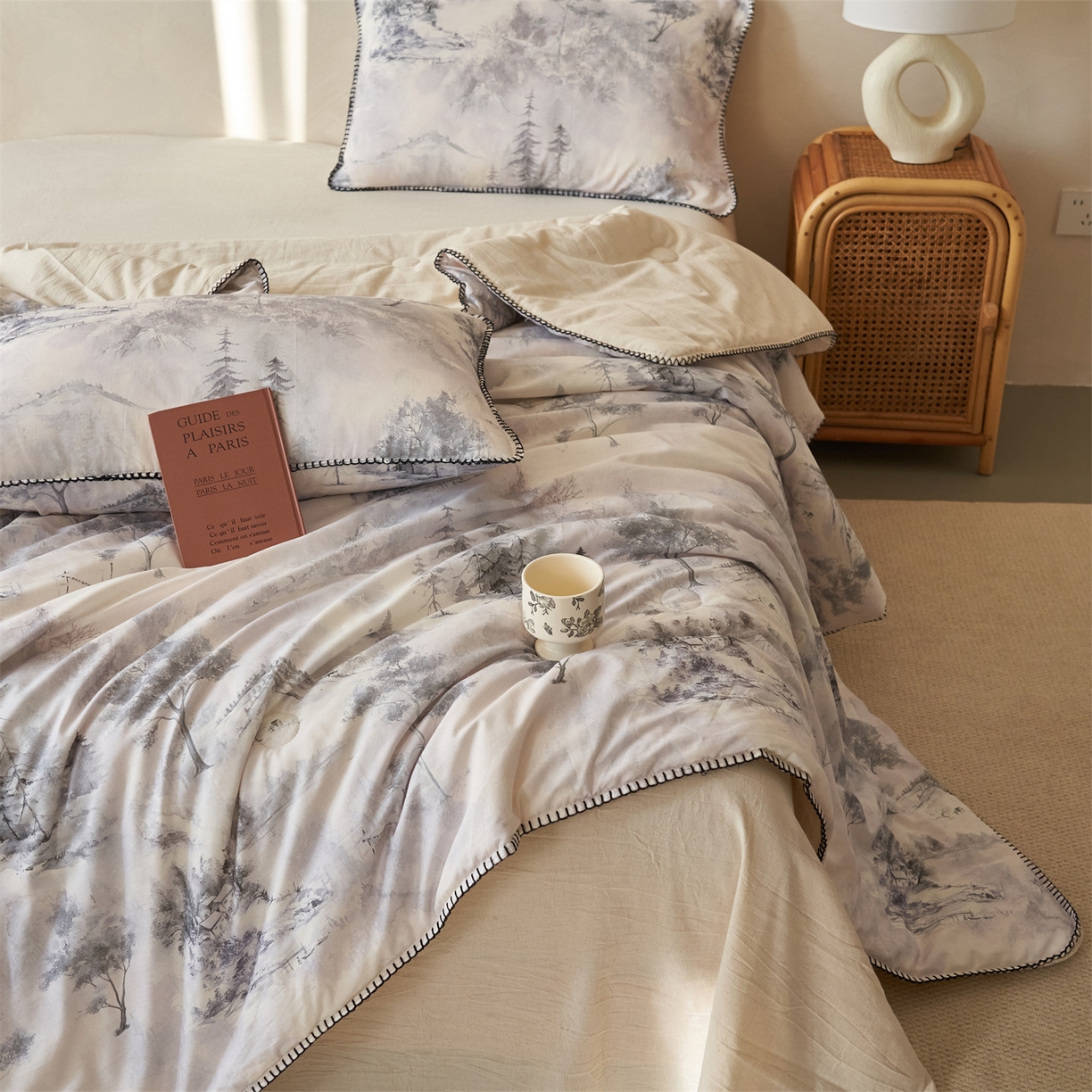 91家纺网 家纺一手货源 找家纺 恬思语家纺 2026春夏新款棉麻印花棉花夏被空调被夏凉被四件套花卉系列 湘南