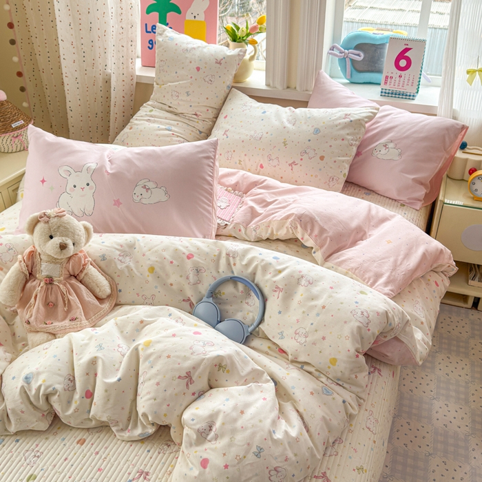 91家纺网 家纺一手货源 找家纺 Sweet dreams甜梦 2026新款小清新卡通全棉纯棉印花床盖四件套 星星小兔