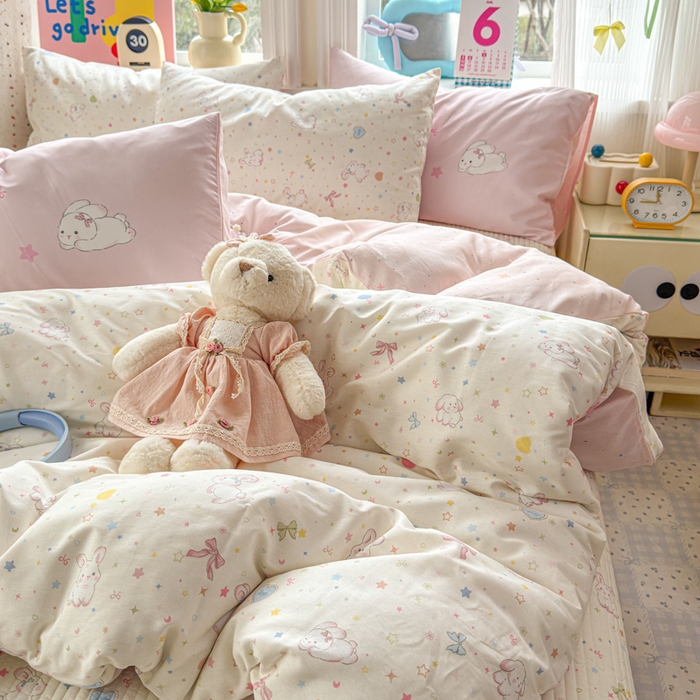91家纺网 家纺一手货源 找家纺 Sweet dreams甜梦 2026新款小清新卡通全棉纯棉印花床盖四件套 星星小兔