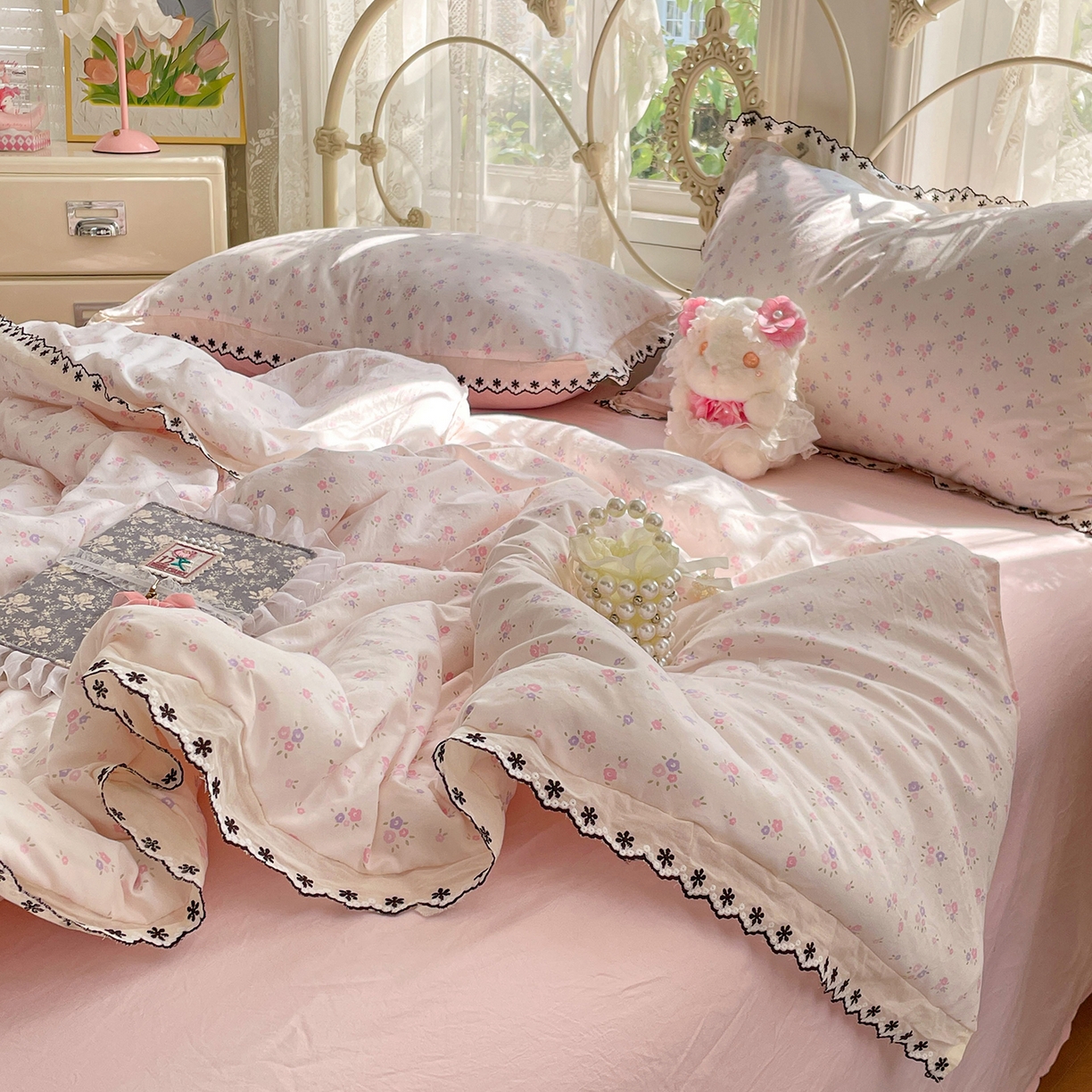 91家纺网 家纺一手货源 找家纺 康纳利 2026新款全棉花边夏被古法水洗云感棉空调被夏被四件套 花间浅梦