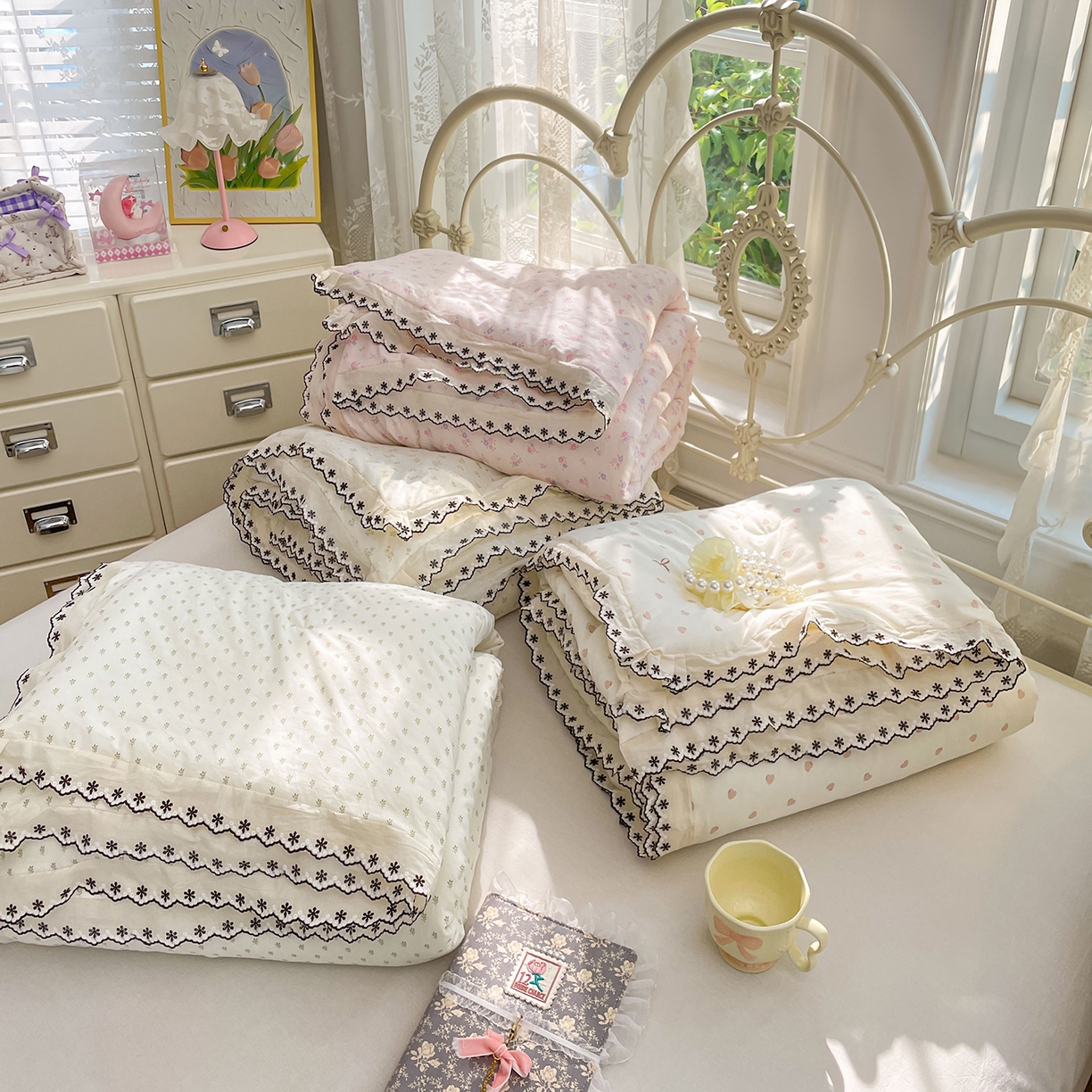 91家纺网 家纺一手货源 找家纺 康纳利 2026新款全棉花边夏被古法水洗云感棉空调被夏被四件套 组合（仅参考）