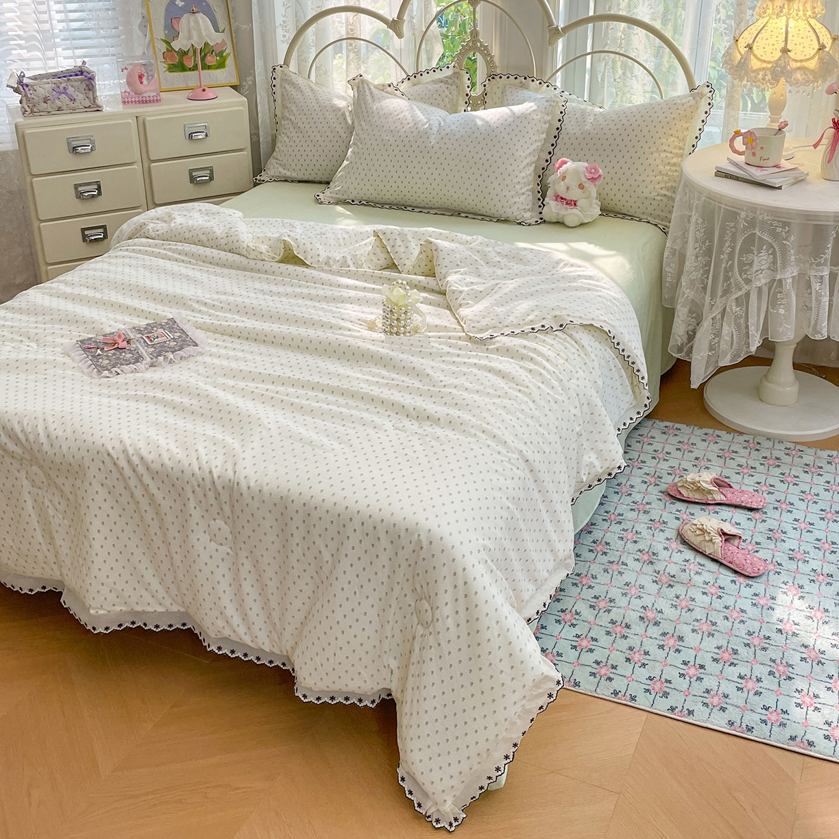 91家纺网 家纺一手货源 找家纺 康纳利 2026新款全棉花边夏被古法水洗云感棉空调被夏被四件套 春芽浅漾