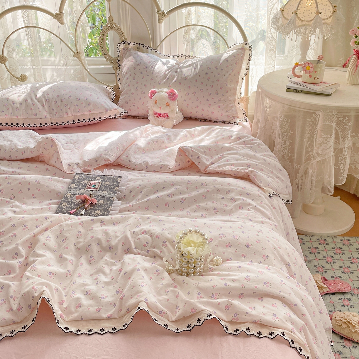 91家纺网 家纺一手货源 找家纺 康纳利 2026新款全棉花边夏被古法水洗云感棉空调被夏被四件套 花间浅梦