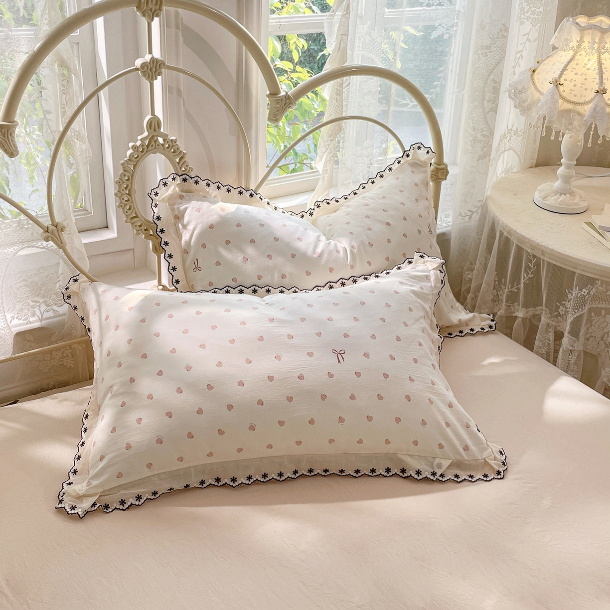 91家纺网 家纺一手货源 找家纺 康纳利 2026新款全棉花边夏被古法水洗云感棉空调被夏被四件套 蕾丝粉语