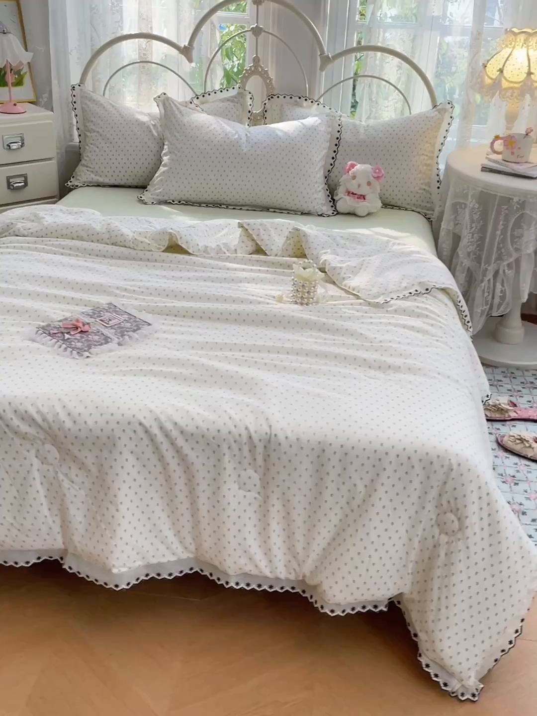 91家纺网 家纺一手货源 找家纺 康纳利 2026新款全棉花边夏被古法水洗云感棉空调被夏被四件套 春芽浅漾