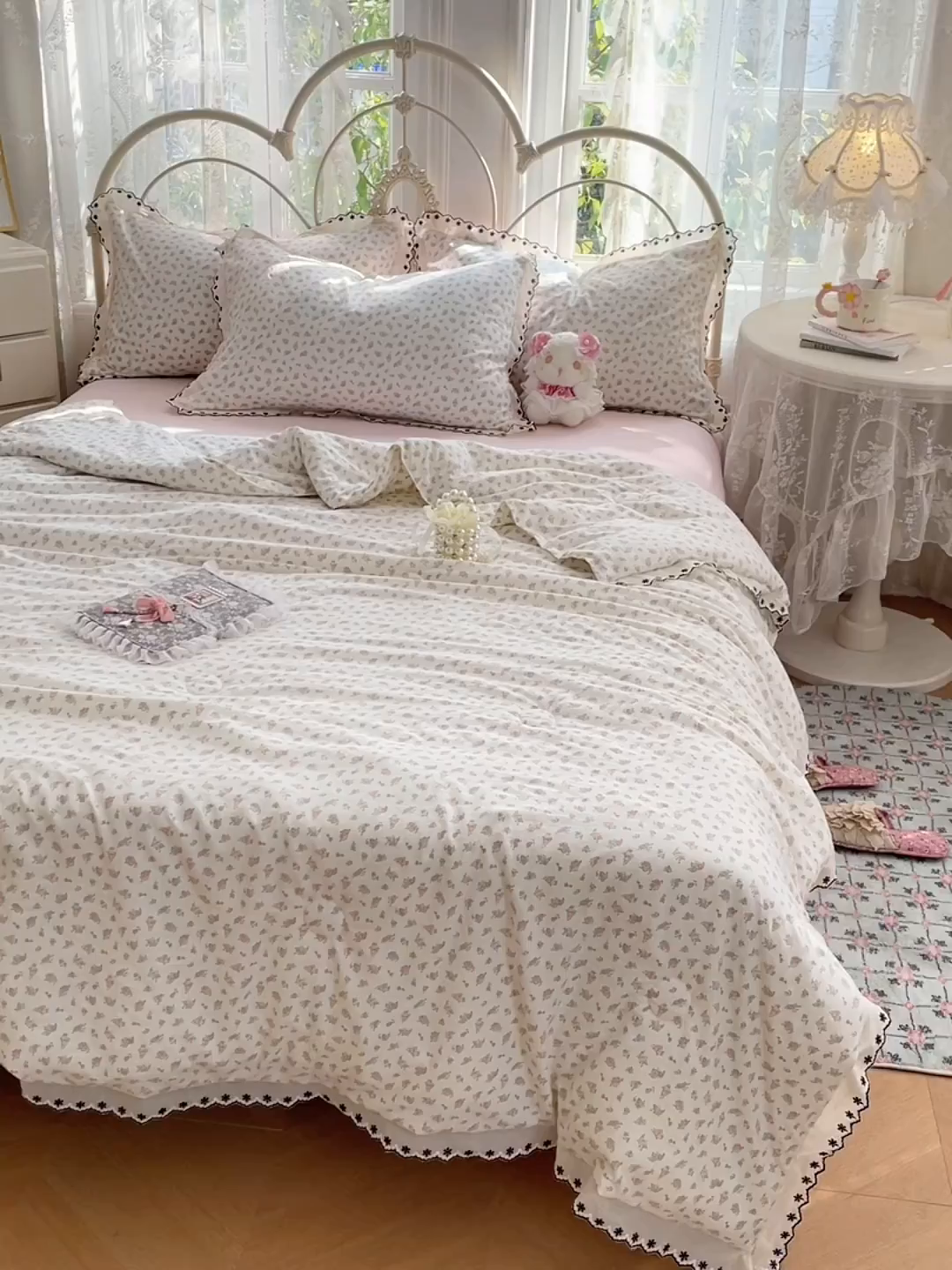 91家纺网 家纺一手货源 找家纺 康纳利 2026新款全棉花边夏被古法水洗云感棉空调被夏被四件套 粉樱漫语