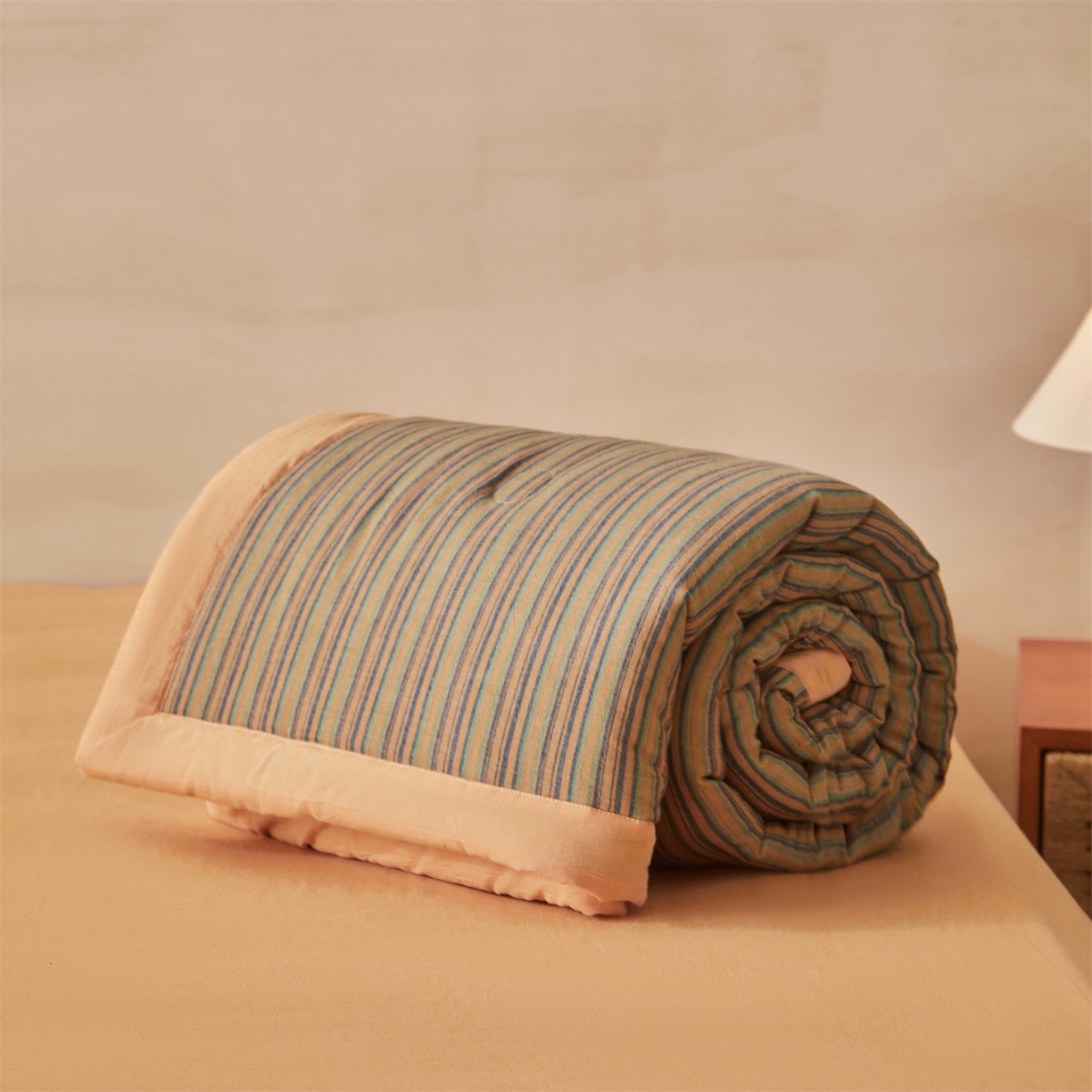 91家纺网 家纺一手货源 找家纺 （总）恬思语家纺 2026春夏新款棉麻竖条大豆夏被夏凉被空调被素锦系列