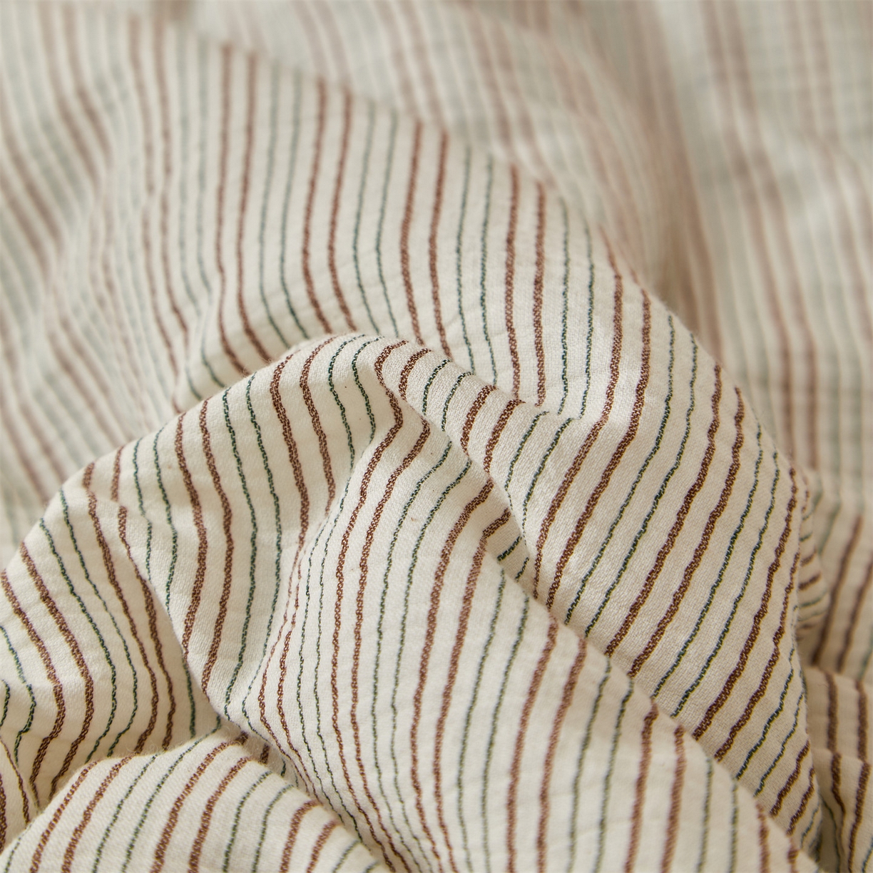 91家纺网 家纺一手货源 找家纺 恬思语家纺 2026春夏新款棉麻竖条大豆夏被夏凉被空调被素锦系列 素锦-咖