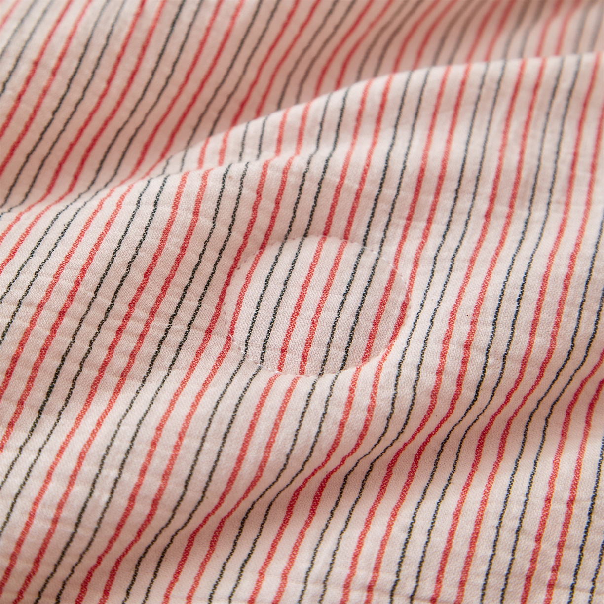 91家纺网 家纺一手货源 找家纺 恬思语家纺 2026春夏新款棉麻竖条大豆夏被夏凉被空调被素锦系列 素锦-粉