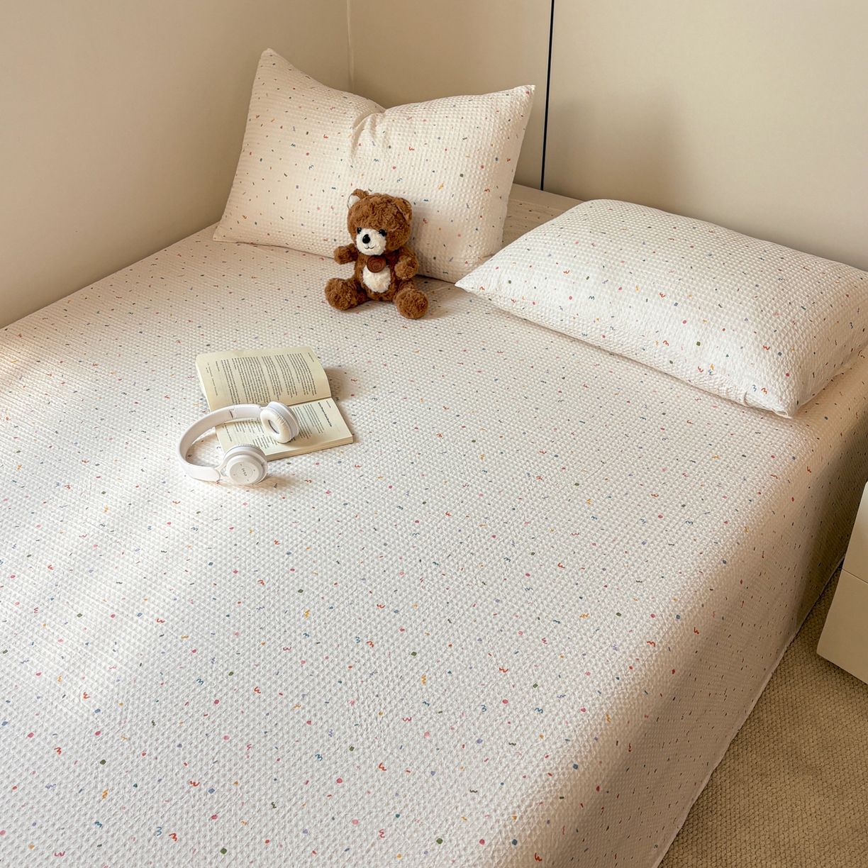 91家纺网 家纺一手货源 找家纺 居眠 2026新款全棉印花华夫格床单 彩带条