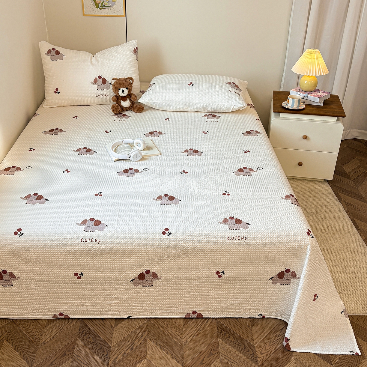 91家纺网 家纺一手货源 找家纺 居眠 2026新款全棉印花华夫格床单 樱桃小象