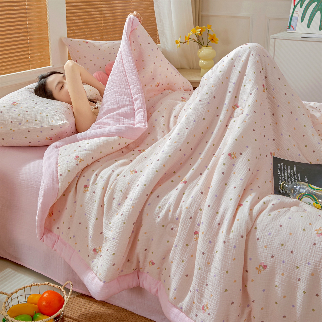 91家纺网 家纺一手货源 找家纺 恬思语家纺 2026春夏新款里外全棉皱皱纱印花棉花夏被夏凉被空调被 粉色星空