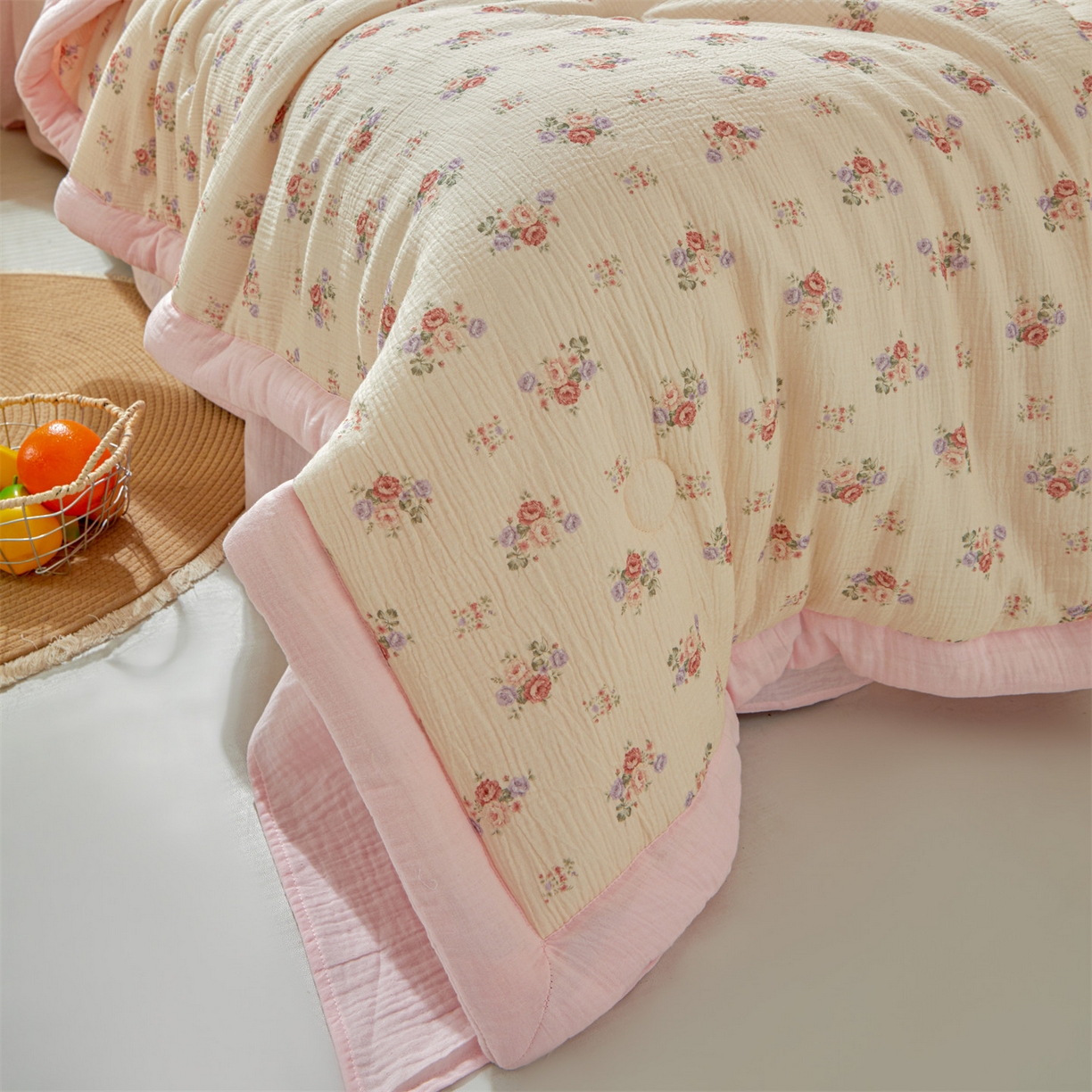 91家纺网 家纺一手货源 找家纺 恬思语家纺 2026春夏新款里外全棉皱皱纱印花棉花夏被夏凉被空调被 花夕粉