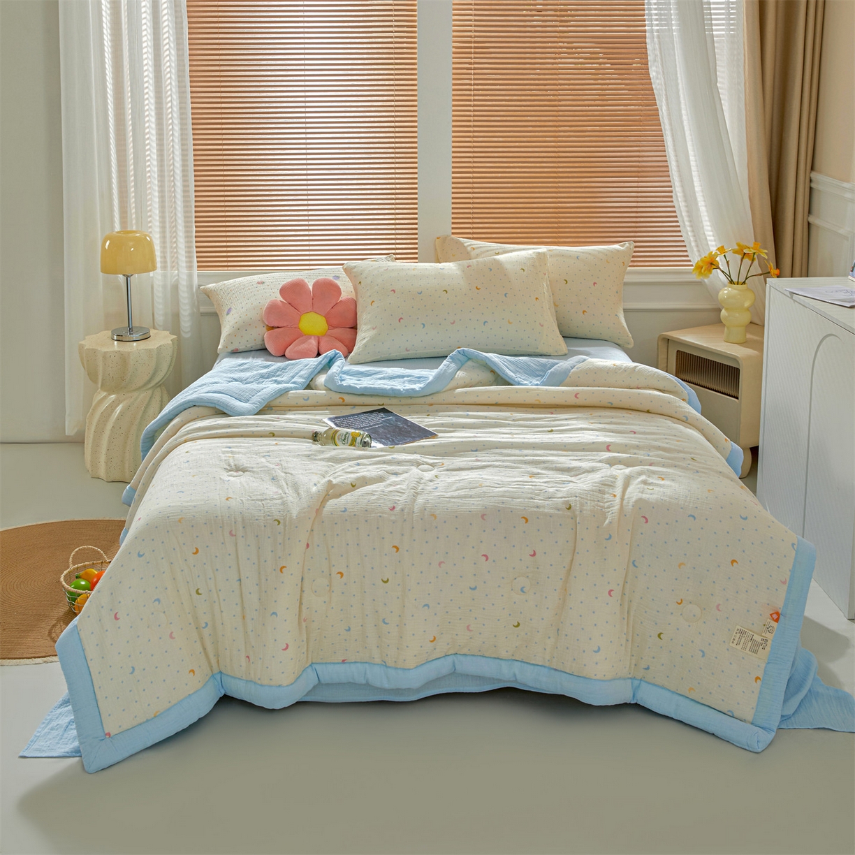 91家纺网 家纺一手货源 找家纺 恬思语家纺 2026春夏新款里外全棉皱皱纱印花棉花夏被夏凉被空调被 月伴湾