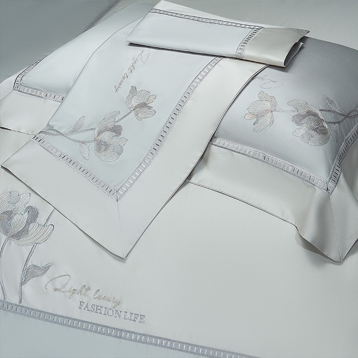 91家纺网 家纺一手货源 找家纺 诗黛尔家纺 2026春夏新款长绒棉刺绣四件套 叶澜居系列 叶澜居-绅士灰