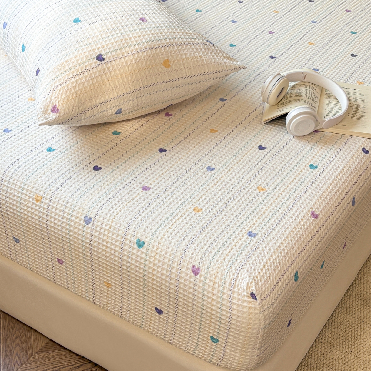 91家纺网 家纺一手货源 找家纺 居眠 2026新款全棉印花华夫格床笠 伊柠