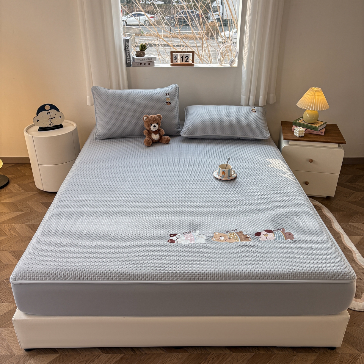 居眠 2026新款卡通刺绣夹棉童话乐园防水床笠 童话乐园-灰