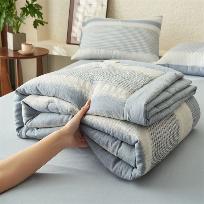 91家纺网 家纺一手货源 找家纺 恬思语家纺 2026春夏新款A类全棉色织大提花棉花夏凉被空调被夏被 洛川-蓝