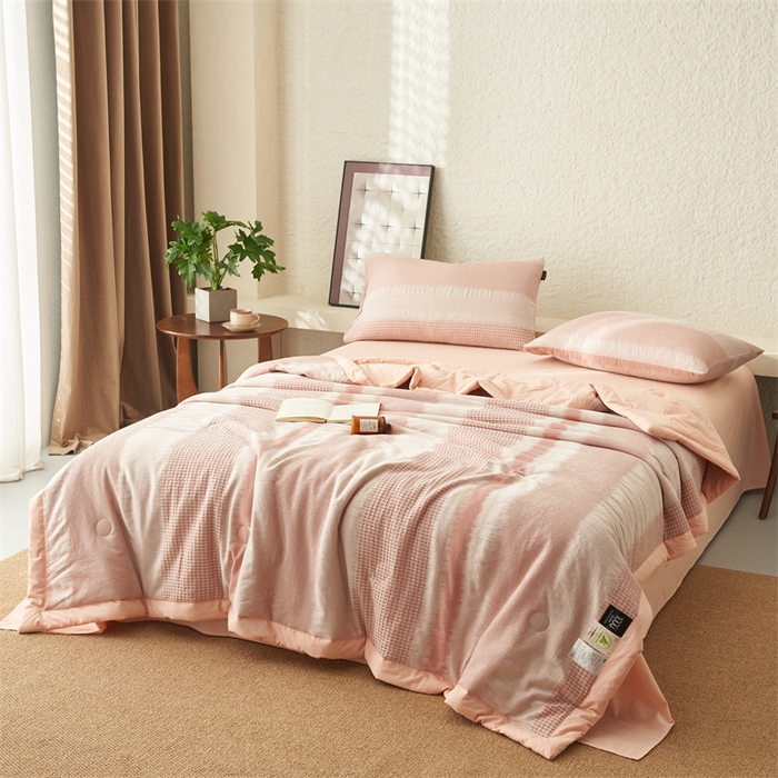 91家纺网 家纺一手货源 找家纺 恬思语家纺 2026春夏新款A类全棉色织大提花棉花夏凉被空调被夏被 洛川-粉