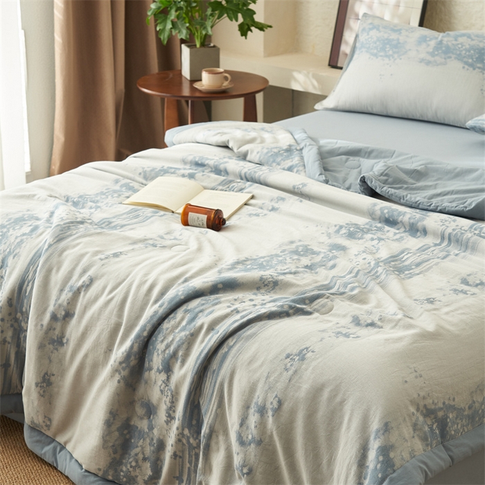 91家纺网 家纺一手货源 找家纺 恬思语家纺 2026春夏新款A类全棉色织大提花棉花夏凉被空调被夏被 墨凡-蓝