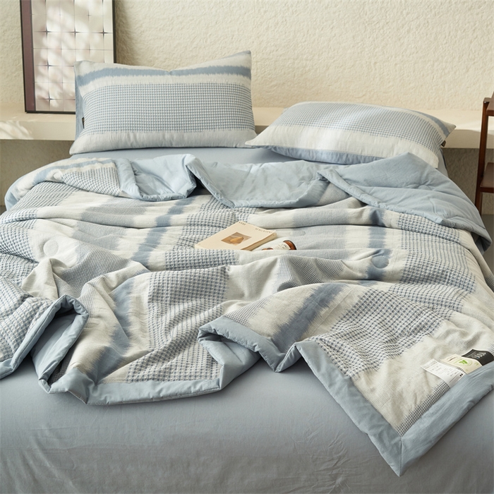 91家纺网 家纺一手货源 找家纺 恬思语家纺 2026春夏新款A类全棉色织大提花棉花夏凉被空调被夏被 洛川-蓝