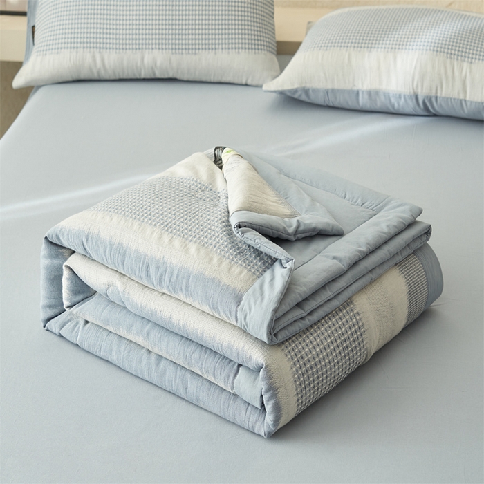 91家纺网 家纺一手货源 找家纺 恬思语家纺 2026春夏新款A类全棉色织大提花棉花夏凉被空调被夏被 洛川-蓝