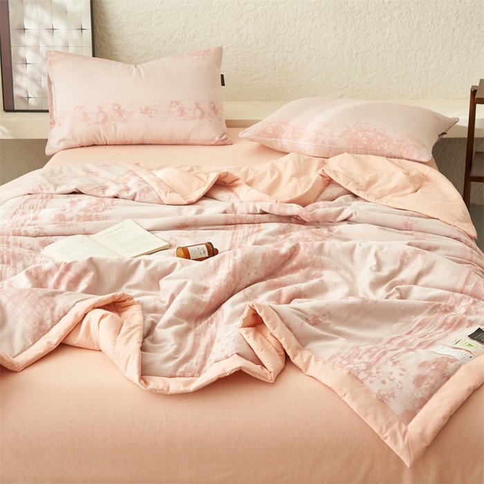 91家纺网 家纺一手货源 找家纺 恬思语家纺 2026春夏新款A类全棉色织大提花棉花夏凉被空调被夏被 墨凡-粉