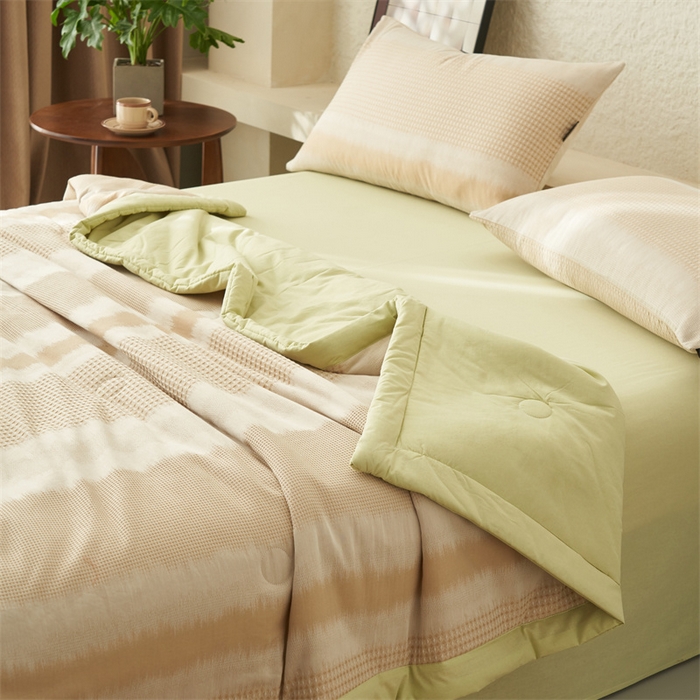 91家纺网 家纺一手货源 找家纺 恬思语家纺 2026春夏新款A类全棉色织大提花棉花夏凉被空调被夏被 洛川-绿