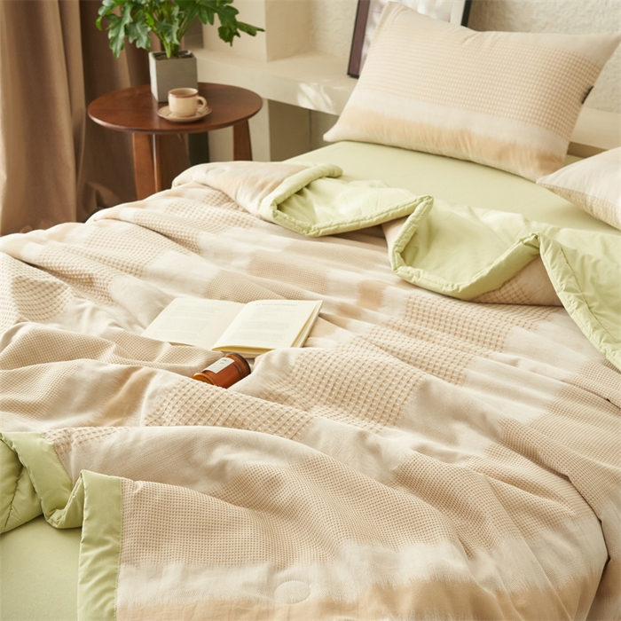 91家纺网 家纺一手货源 找家纺 恬思语家纺 2026春夏新款A类全棉色织大提花棉花夏凉被空调被夏被 洛川-绿