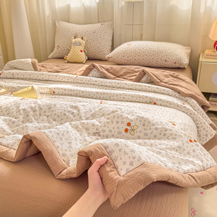 91家纺网 家纺一手货源 找家纺 家喜爱 2026年新款双层皱皱纱新疆棉花夏被夏凉被空调被【可开专票  普票】 樱桃碎碎念