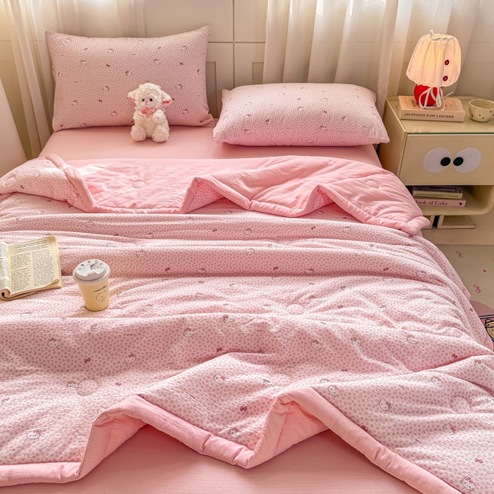 91家纺网 家纺一手货源 找家纺 家喜爱 2026年新款双层皱皱纱新疆棉花夏被夏凉被空调被【可开专票  普票】 粉豹纹Kitty