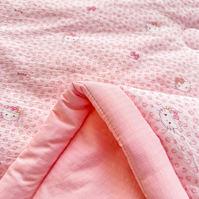 91家纺网 家纺一手货源 找家纺 家喜爱 2026年新款双层皱皱纱新疆棉花夏被夏凉被空调被【可开专票  普票】 粉豹纹Kitty