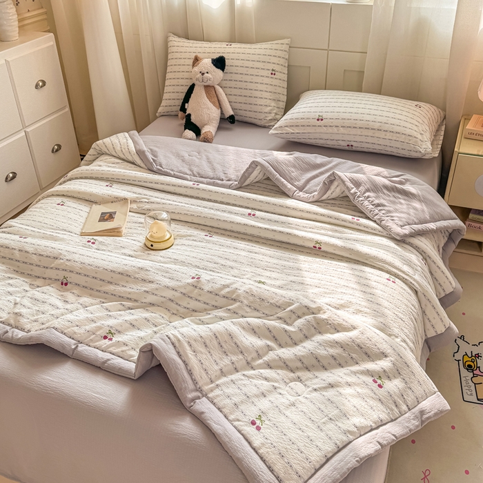 91家纺网 家纺一手货源 找家纺 家喜爱 2026年新款双层皱皱纱新疆棉花夏被夏凉被空调被【可开专票  普票】 春日樱桃园