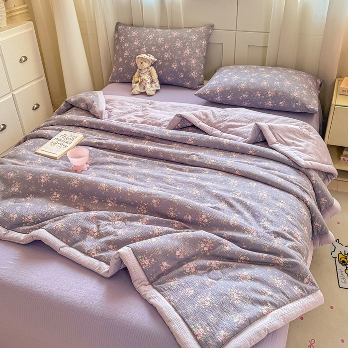 91家纺网 家纺一手货源 找家纺 家喜爱 2026年新款双层皱皱纱新疆棉花夏被夏凉被空调被【可开专票  普票】 墨夏凉花