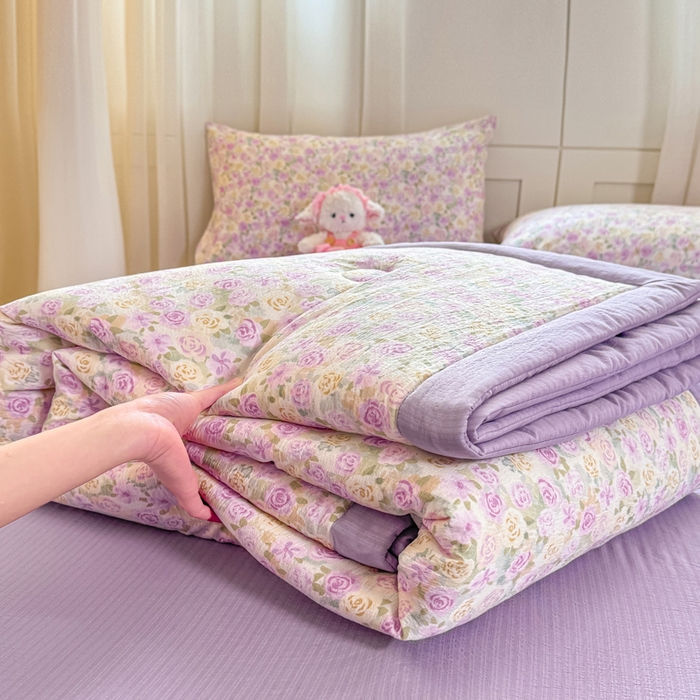 91家纺网 家纺一手货源 找家纺 家喜爱 2026年新款双层皱皱纱新疆棉花夏被夏凉被空调被【可开专票  普票】 蔷薇语