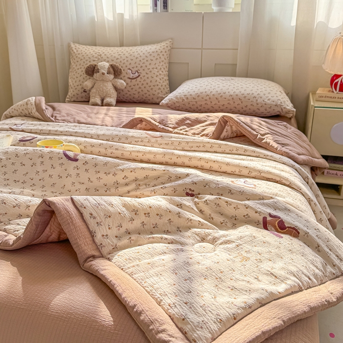 91家纺网 家纺一手货源 找家纺 家喜爱 2026年新款双层皱皱纱新疆棉花夏被夏凉被空调被【可开专票  普票】 童年摇梦