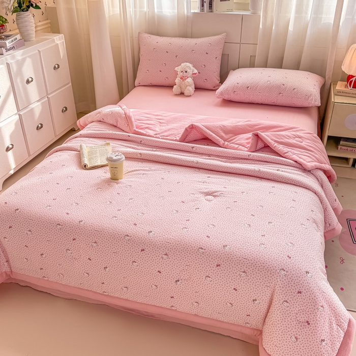 91家纺网 家纺一手货源 找家纺 家喜爱 2026年新款双层皱皱纱新疆棉花夏被夏凉被空调被【可开专票  普票】 粉豹纹Kitty