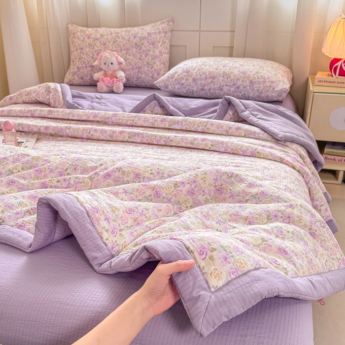 91家纺网 家纺一手货源 找家纺 家喜爱 2026年新款双层皱皱纱新疆棉花夏被夏凉被空调被【可开专票  普票】 蔷薇语