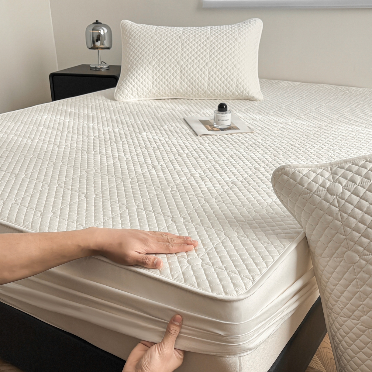 91家纺网 家纺一手货源 找家纺 居眠 2026新款全棉夹棉棋盘格床笠 棋盘格-奶白