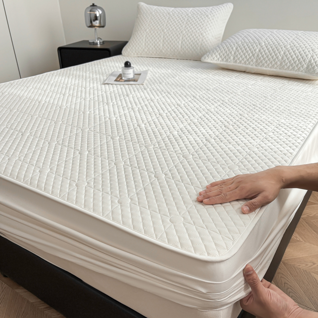 91家纺网 家纺一手货源 找家纺 居眠 2026新款全棉夹棉棋盘格床笠 棋盘格-奶白