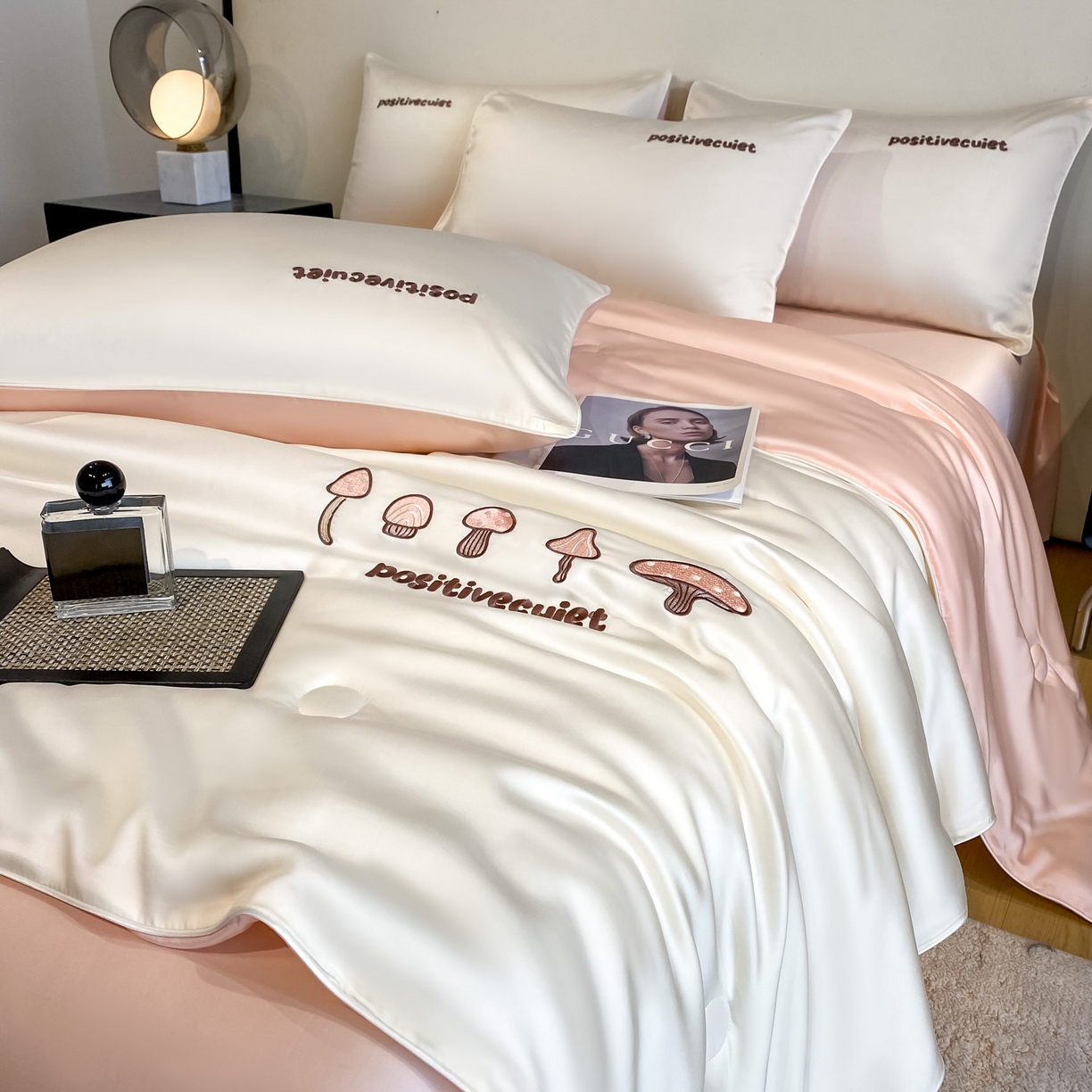 91家纺网 家纺一手货源 找家纺 （总）云棉坊 2026新款水洗真丝滚边刺绣款-蘑菇系列