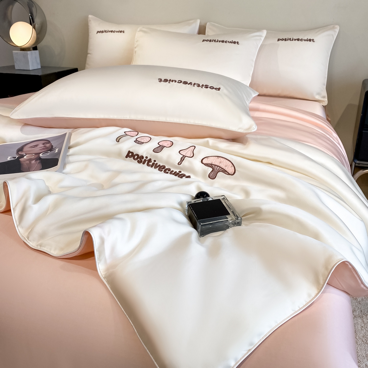 91家纺网 家纺一手货源 找家纺 （总）云棉坊 2026新款水洗真丝滚边刺绣款-蘑菇系列