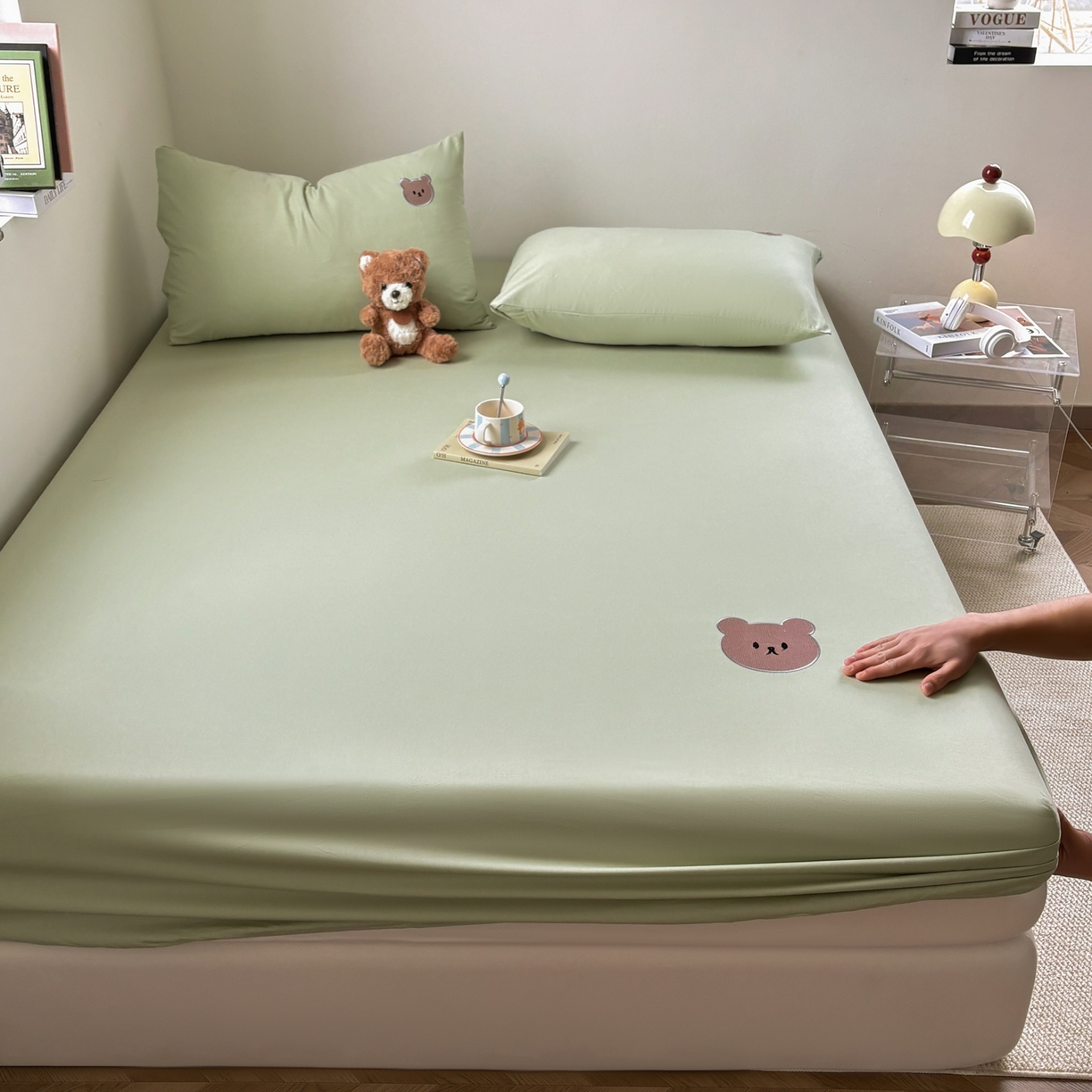 91家纺网 家纺一手货源 找家纺 居眠 2026新款全棉单层米乐熊床笠 米乐熊-绿色