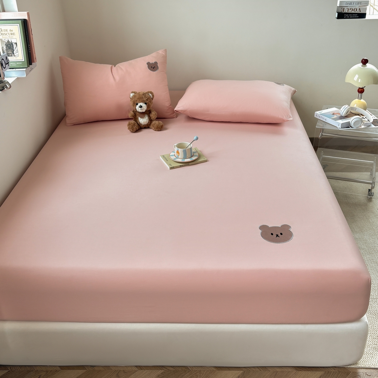 91家纺网 家纺一手货源 找家纺 居眠 2026新款全棉单层米乐熊床笠 米乐熊-粉色