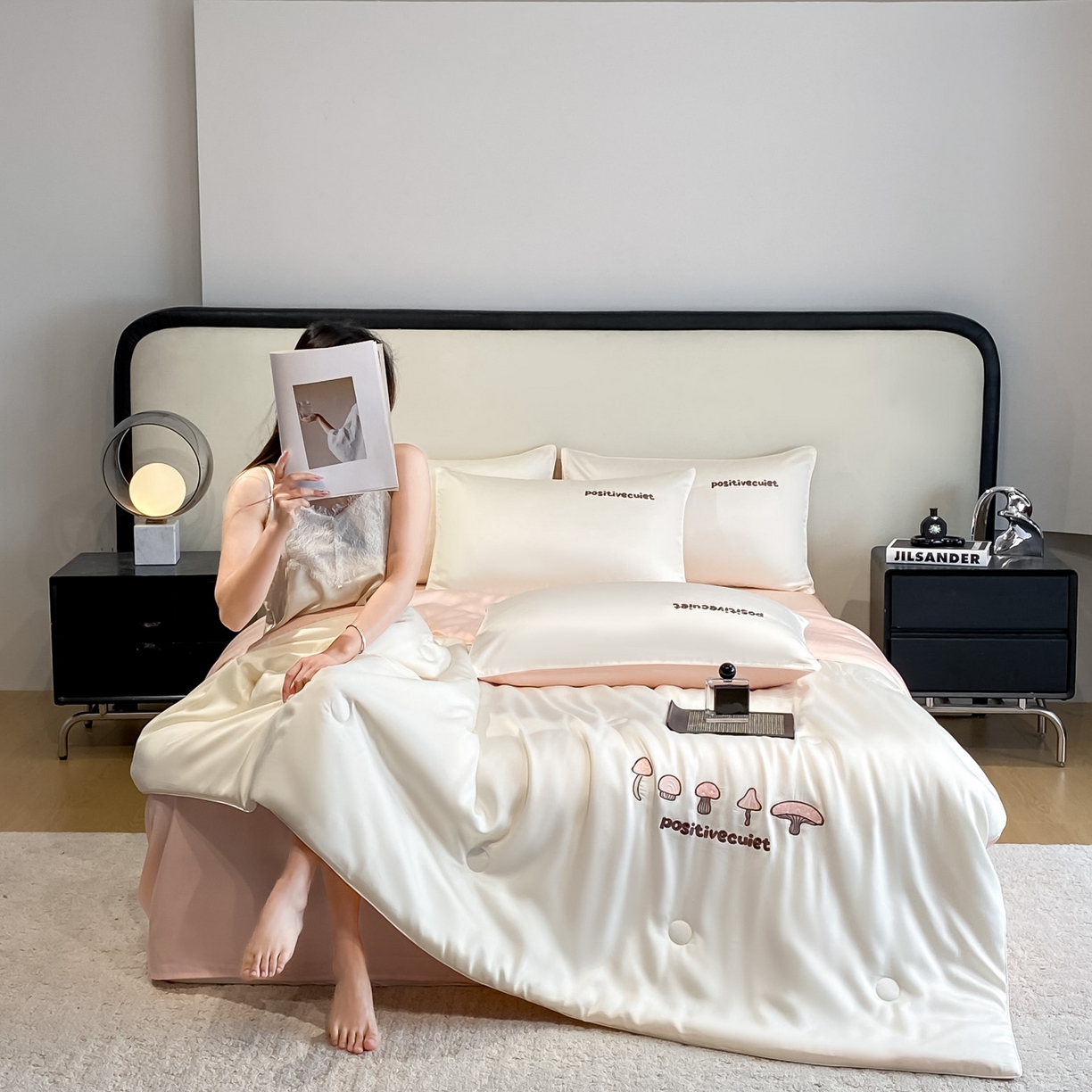 91家纺网 家纺一手货源 找家纺 云棉坊 2026新款水洗真丝滚边刺绣款-蘑菇系列 蘑菇-奶昔白+奶油粉