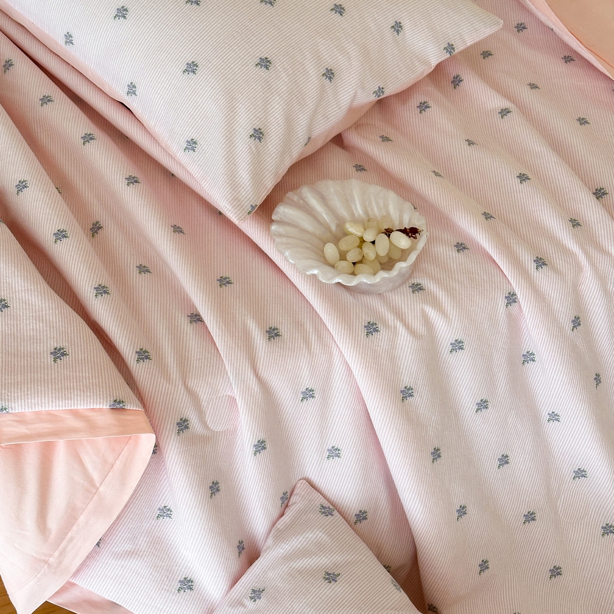 91家纺网 家纺一手货源 找家纺 （总）一加一 2026新款A类全棉水洗立体提花大豆夏被四件套-织光萌宠