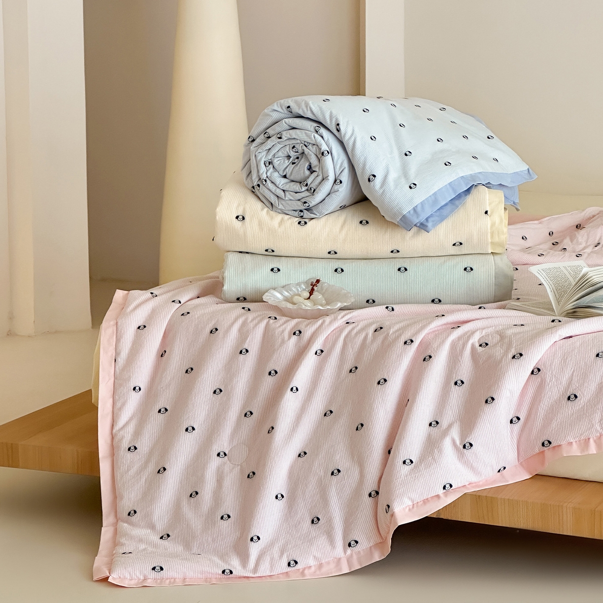 91家纺网 家纺一手货源 找家纺 一加一 2026新款A类全棉水洗立体提花大豆夏被四件套-织光萌宠 组合