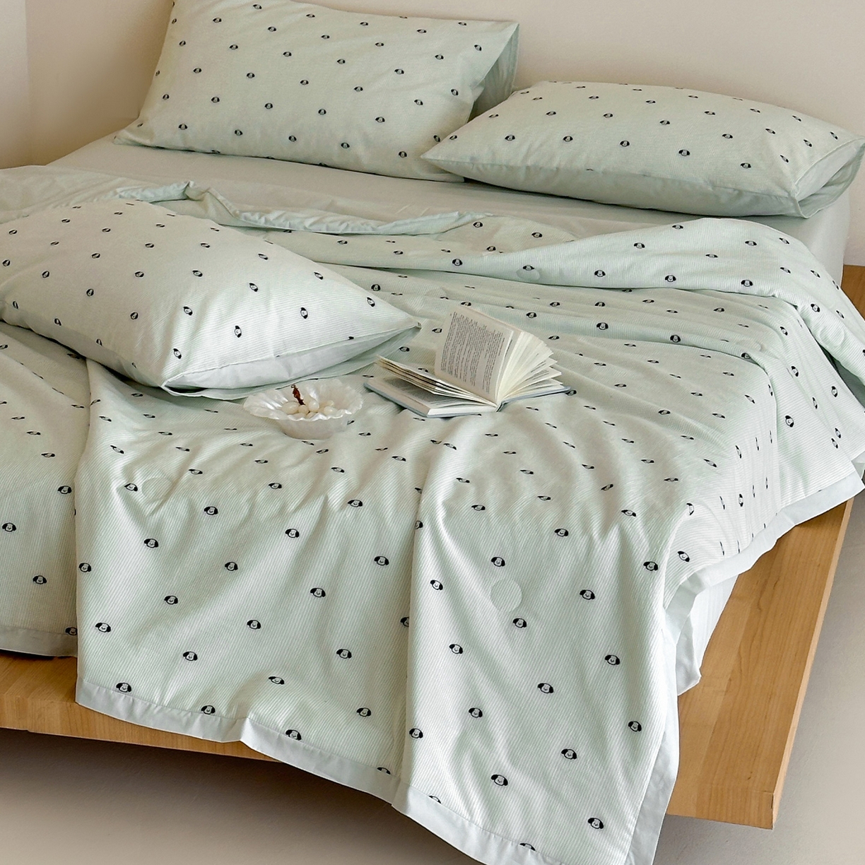 91家纺网 家纺一手货源 找家纺 一加一 2026新款A类全棉水洗立体提花大豆夏被四件套-织光萌宠 棉织小狗-绿