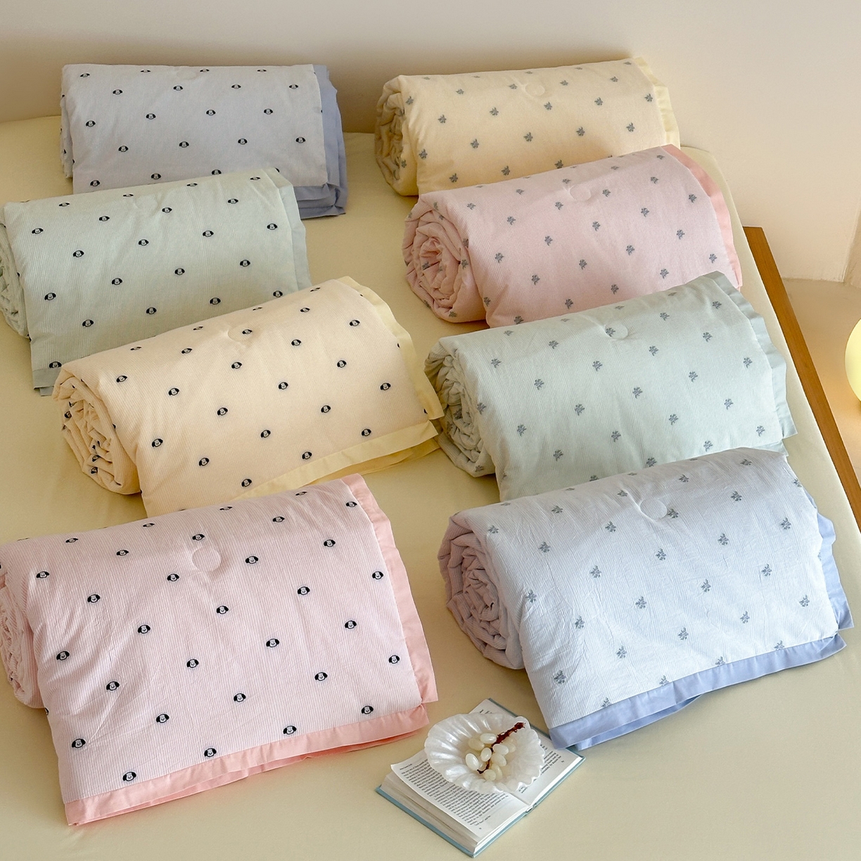 91家纺网 家纺一手货源 找家纺 一加一 2026新款A类全棉水洗立体提花大豆夏被四件套-织光萌宠 组合